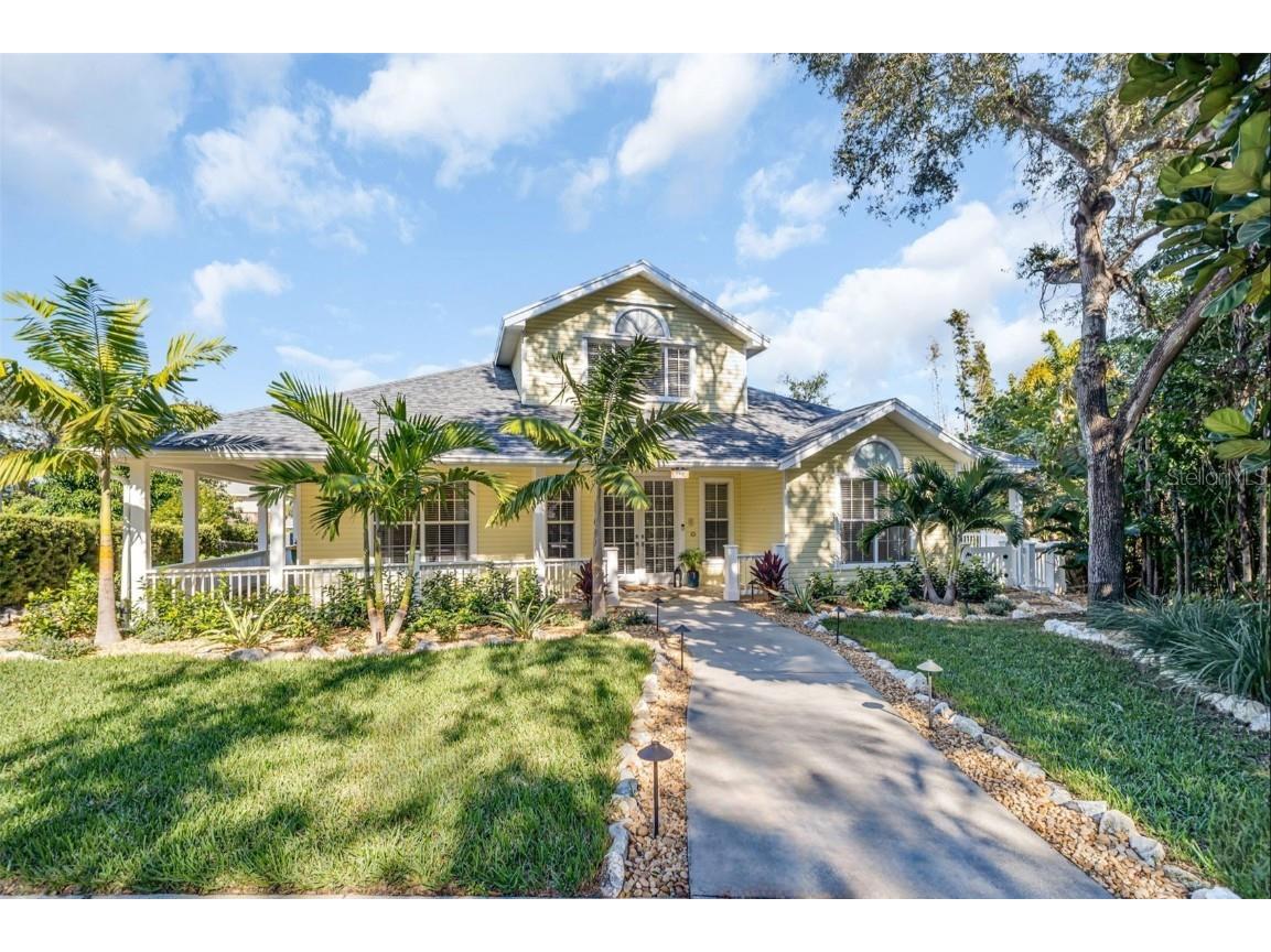 266 Florida Boulevard Crystal Beach FL 34681 - SUTHERLAND BAYOU TB8445394 image1