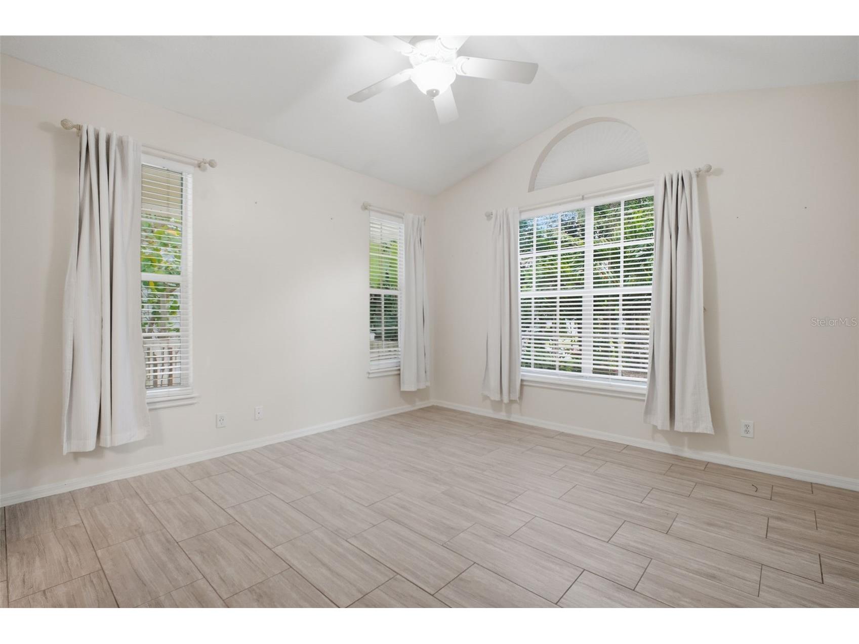 266 Florida Boulevard Crystal Beach FL 34681 TB8525258 image44