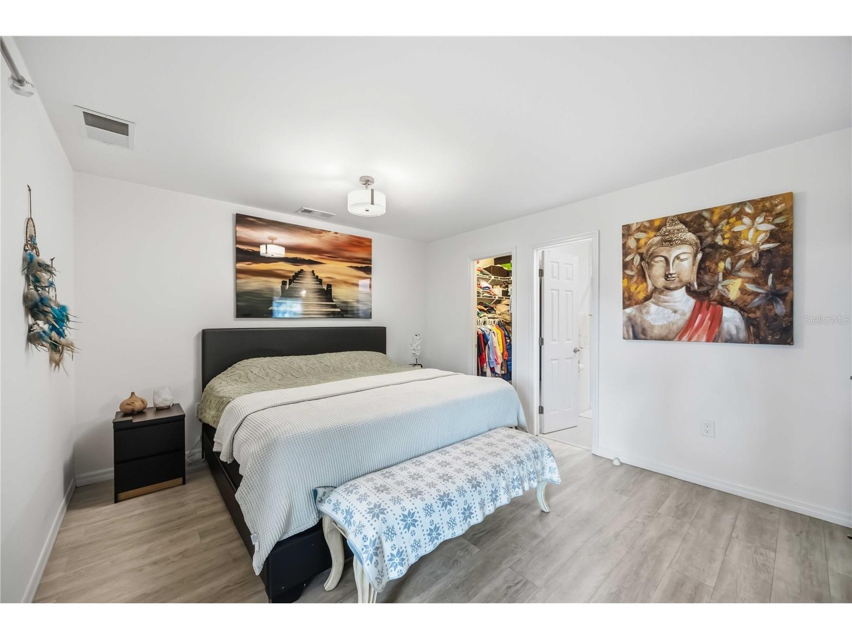 266 Oak Hill Drive #34 Sarasota FL 34232 A4696620 image11