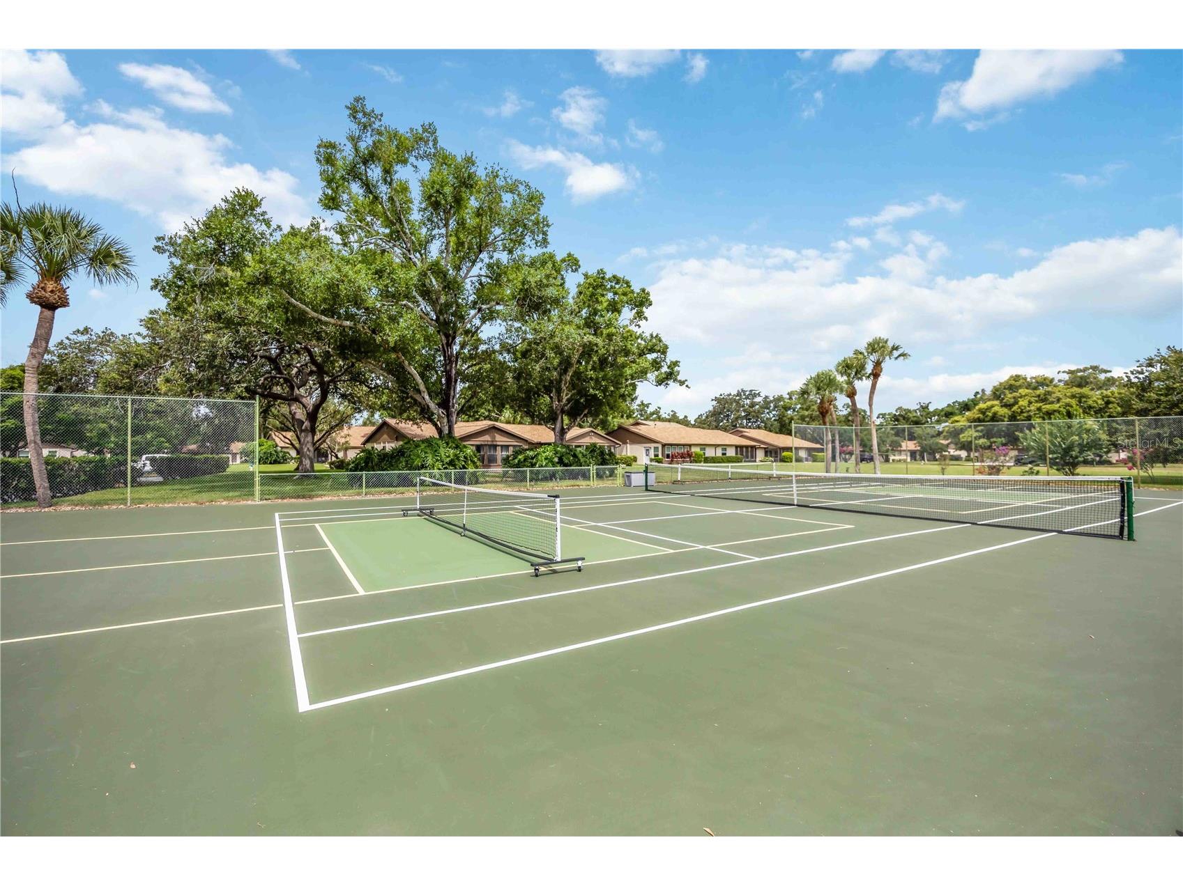 266 Oak Hill Drive #34 Sarasota FL 34232 A4696620 image22
