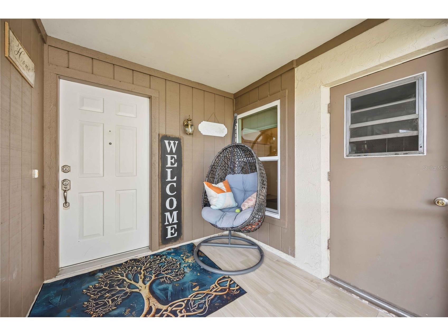 266 Oak Hill Drive #34 Sarasota FL 34232 A4696620 image3