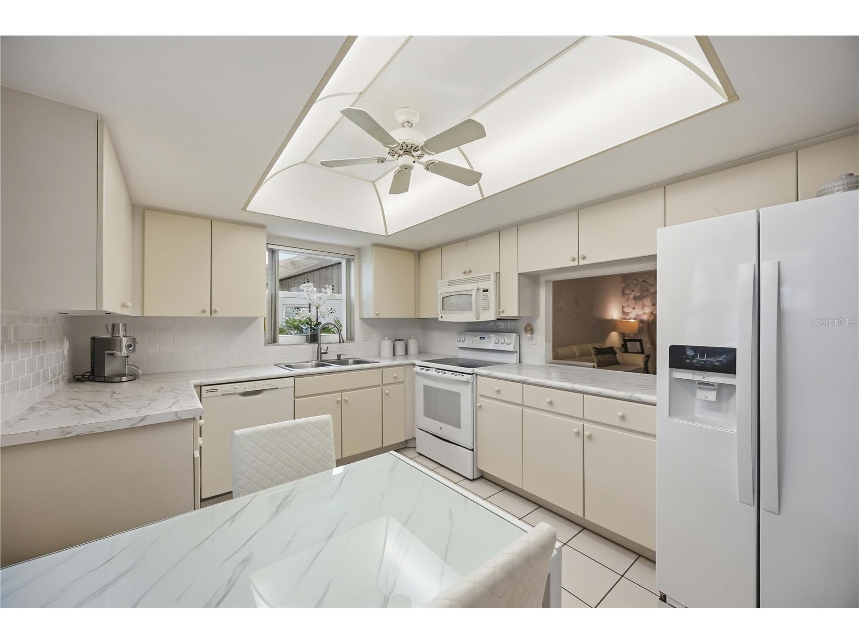 266 Oak Hill Drive #34 Sarasota FL 34232 A4696620 image7