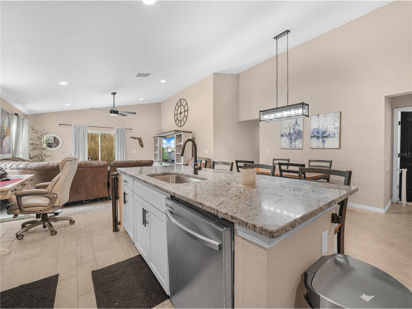266 S Lake Avenue Frostproof FL 33843 P4938061 image12
