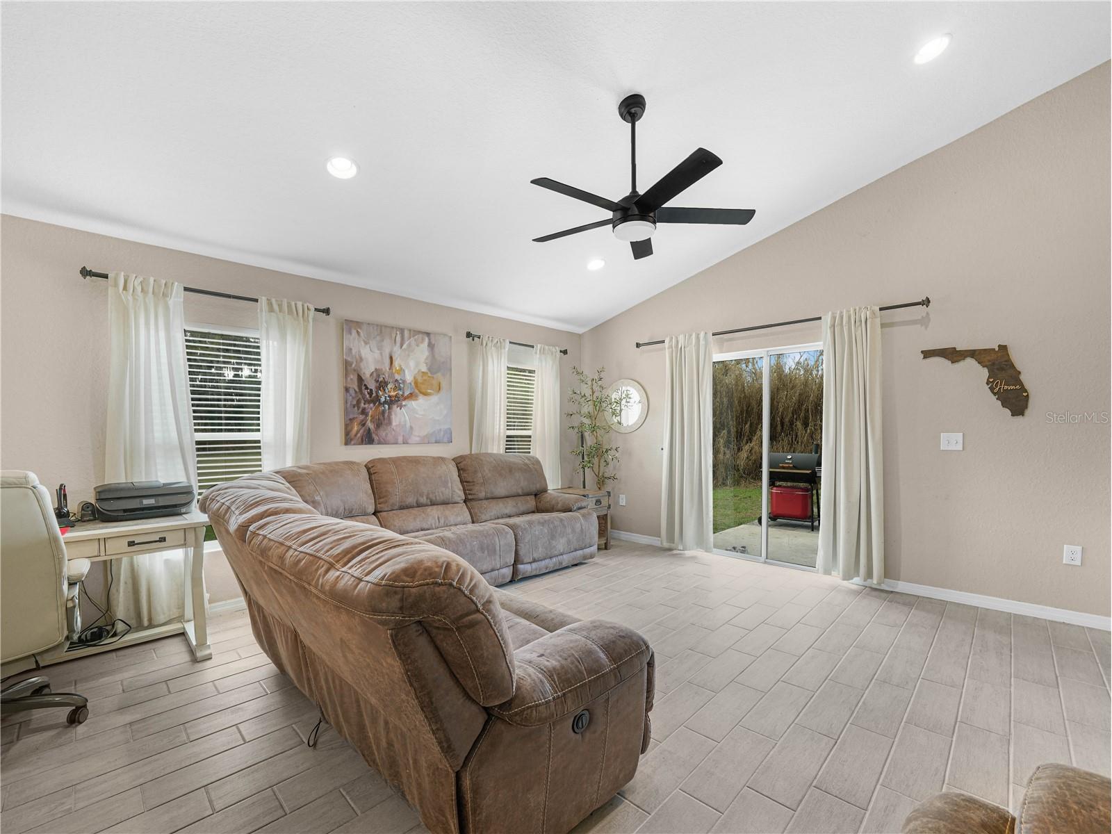 266 S Lake Avenue Frostproof FL 33843 P4938061 image17