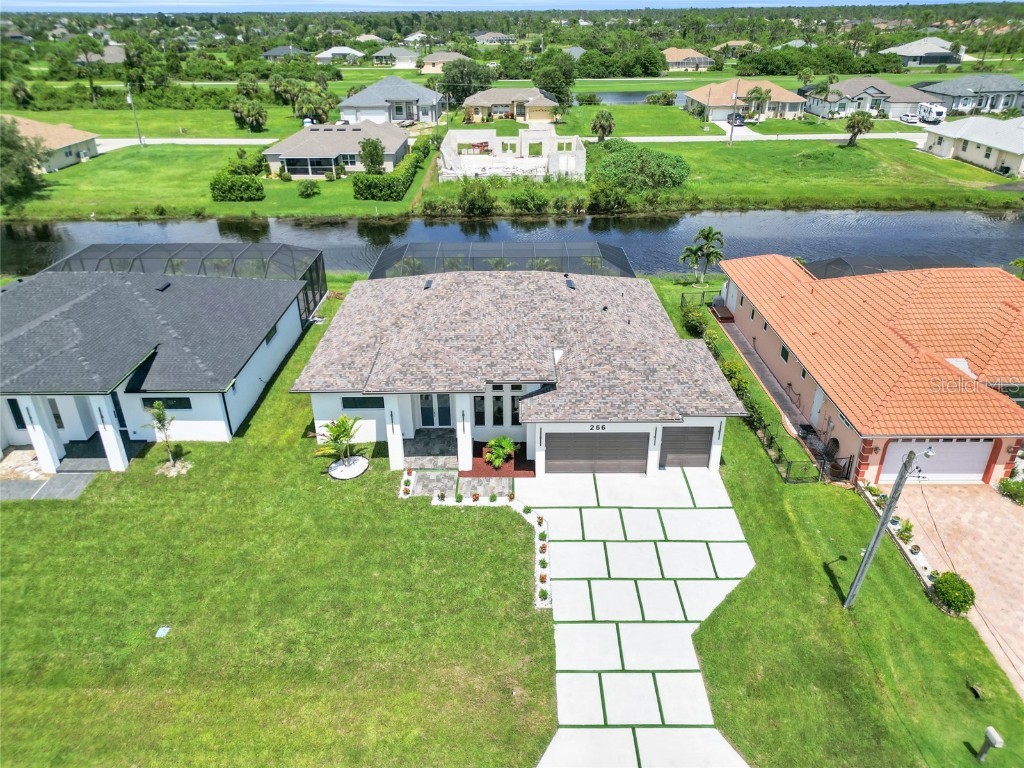 266 W Pine Valley Lane Rotonda West FL 33947 A4658565 image2