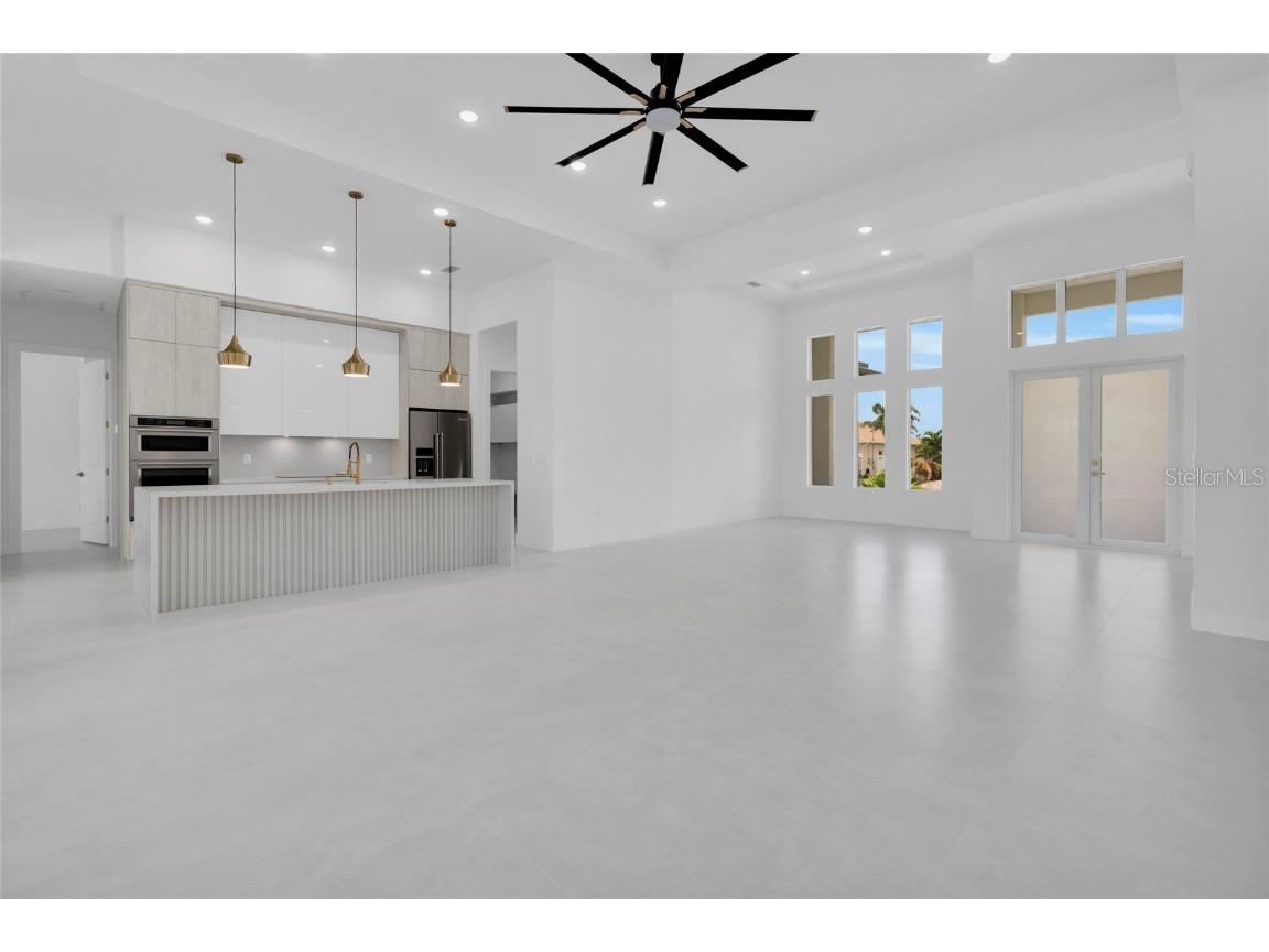 266 W Pine Valley Lane Rotonda West FL 33947 A4658565 image5