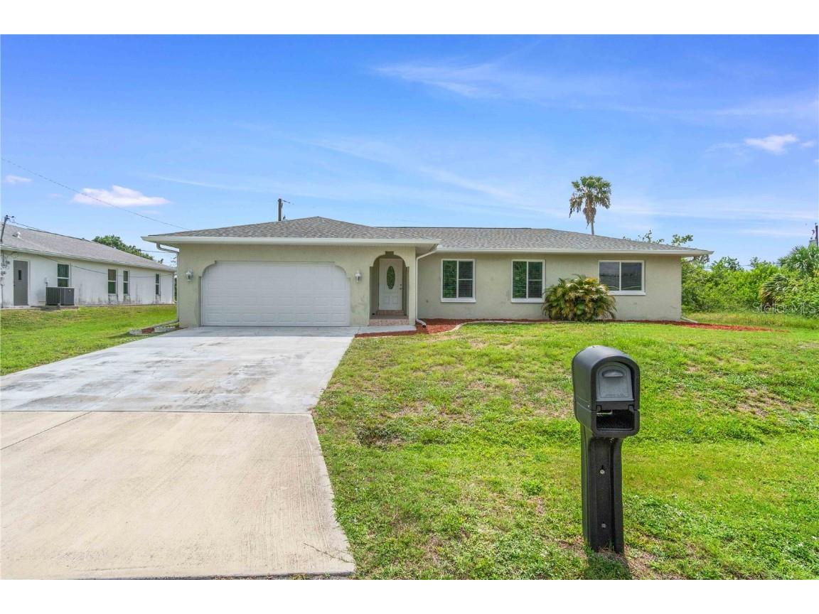 266 Warwick Street NW Port Charlotte FL 33952 C7476973 image1