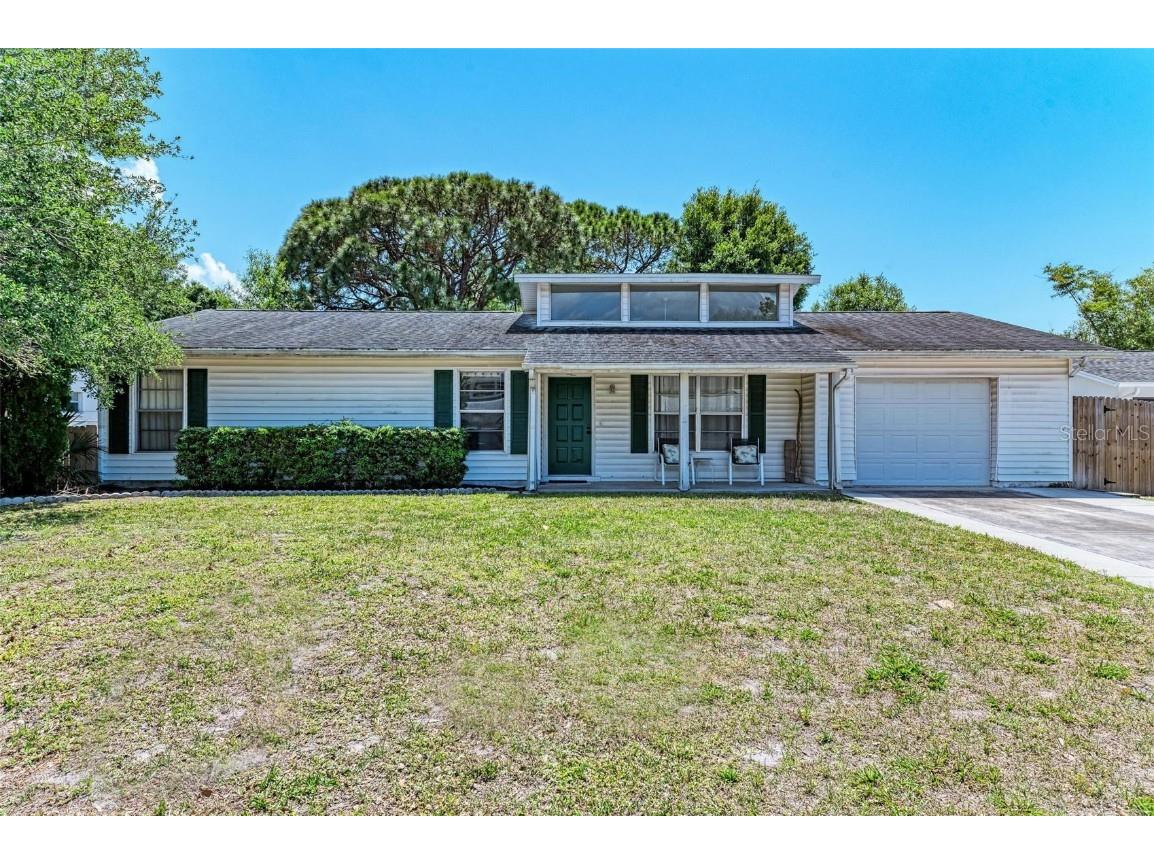 2660 Davis Boulevard Sarasota FL 34237 A4674070 image1