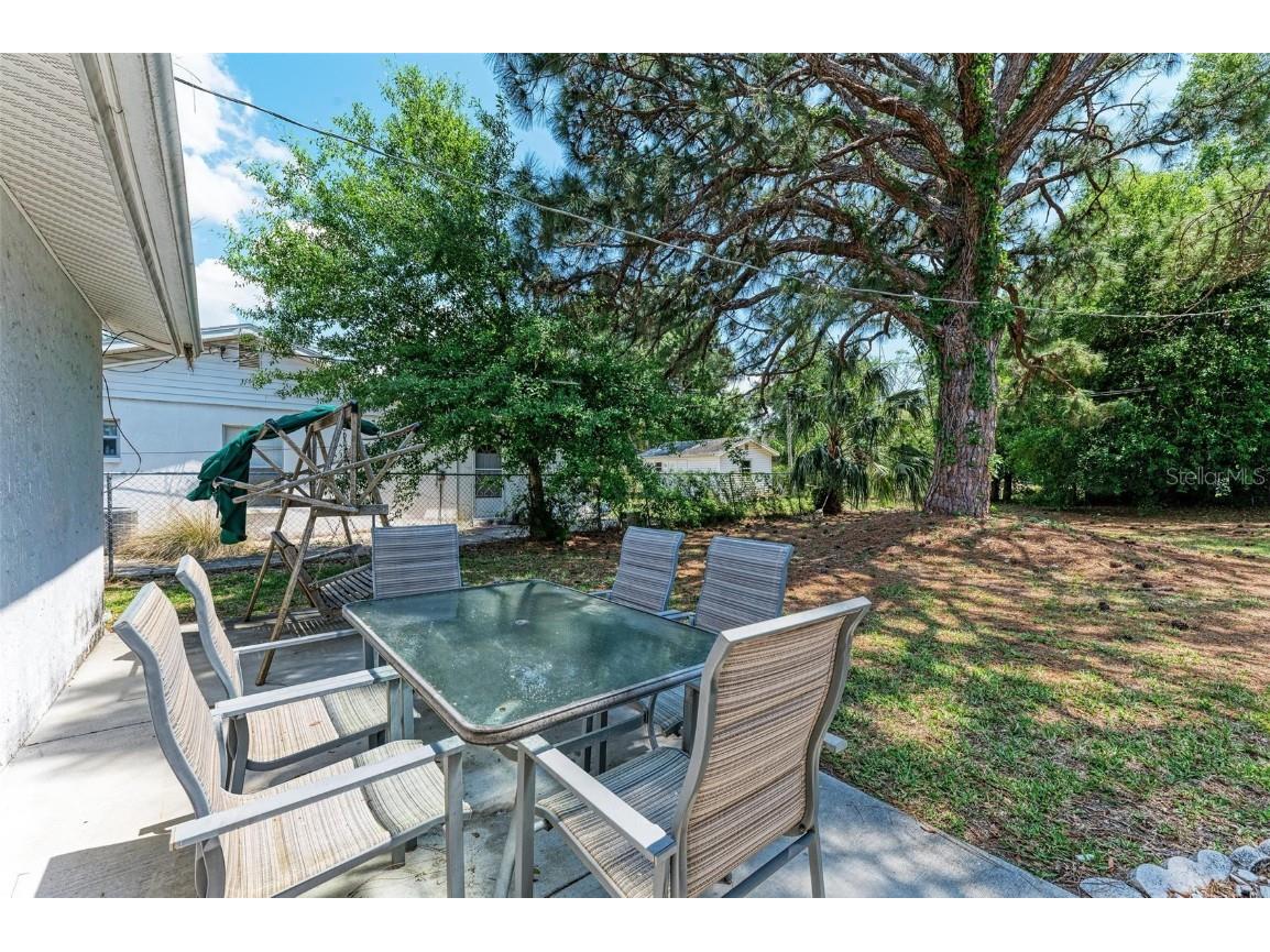 2660 Davis Boulevard Sarasota FL 34237 A4674070 image12