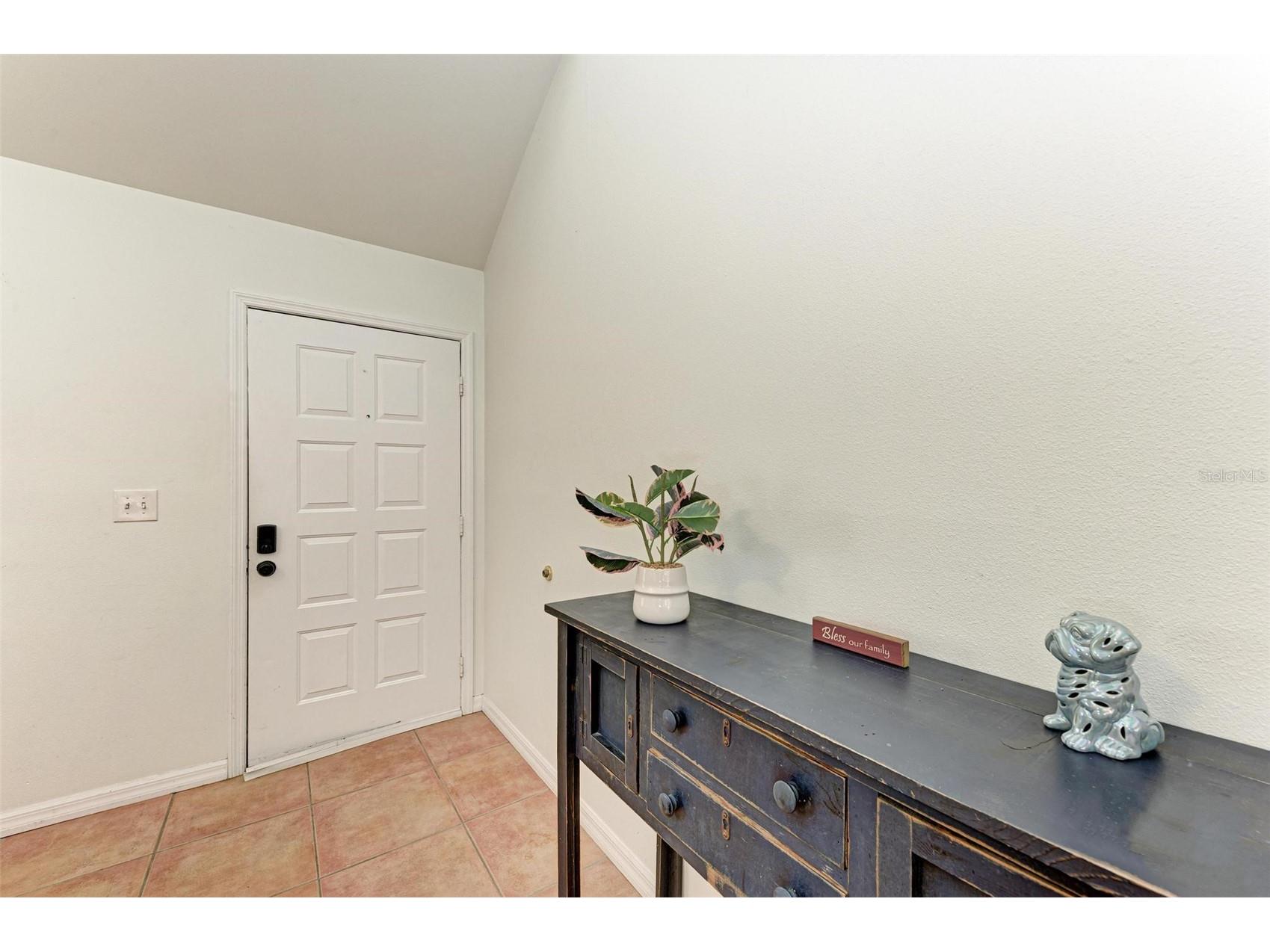 2660 Davis Boulevard Sarasota FL 34237 A4676514 image10