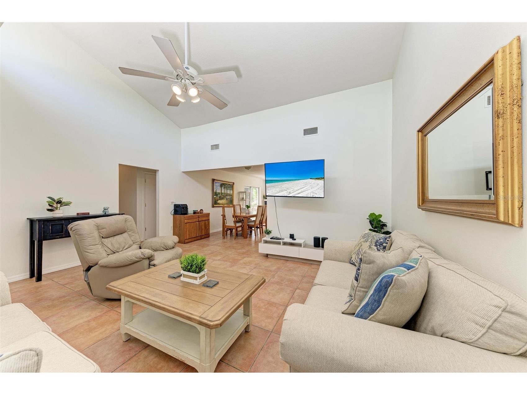 2660 Davis Boulevard Sarasota FL 34237 A4676514 image14