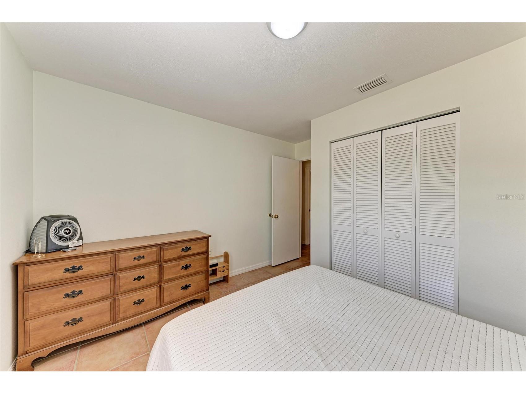 2660 Davis Boulevard Sarasota FL 34237 A4676514 image31