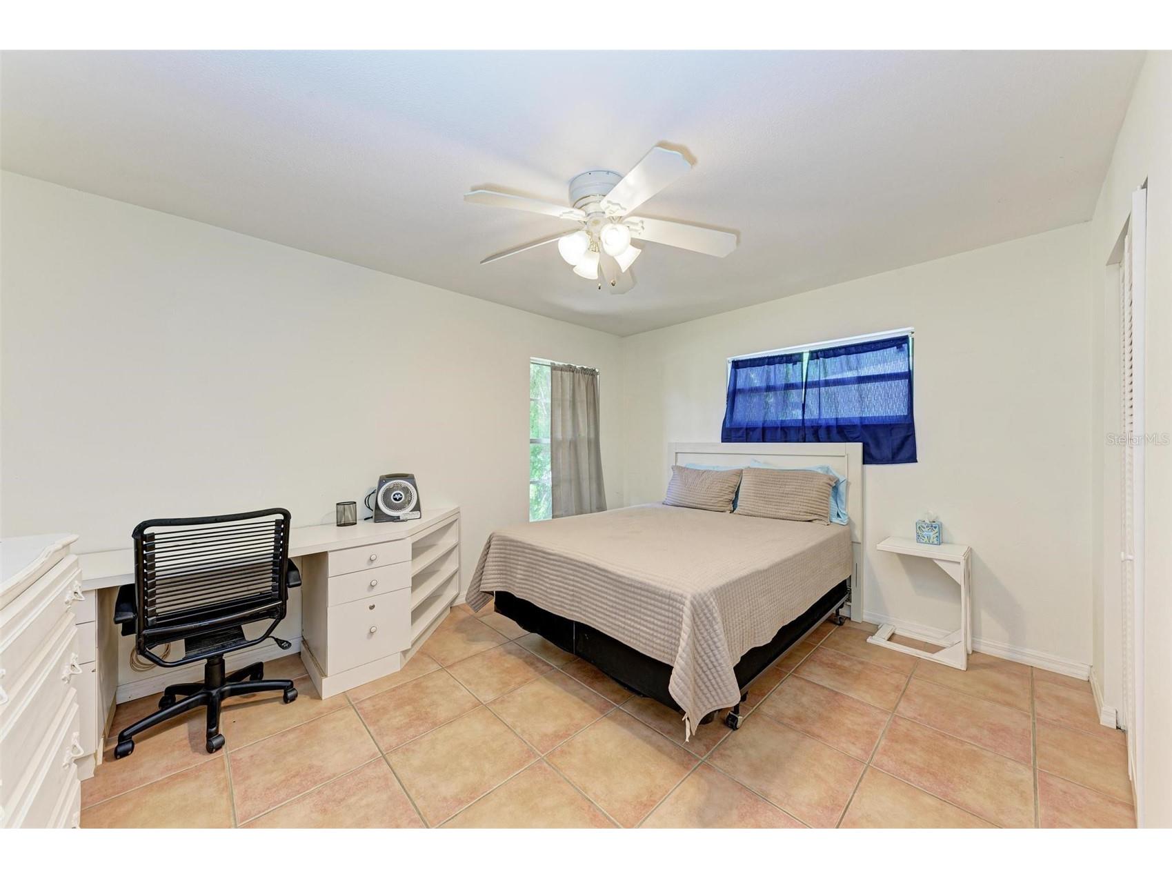 2660 Davis Boulevard Sarasota FL 34237 A4676514 image33