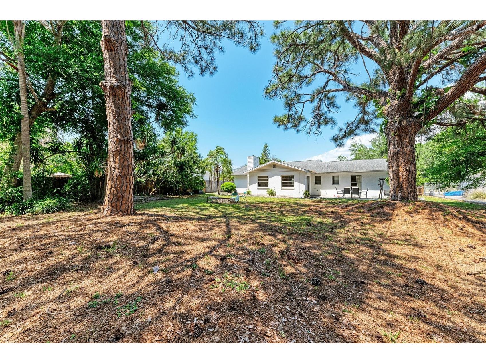 2660 Davis Boulevard Sarasota FL 34237 A4676514 image41