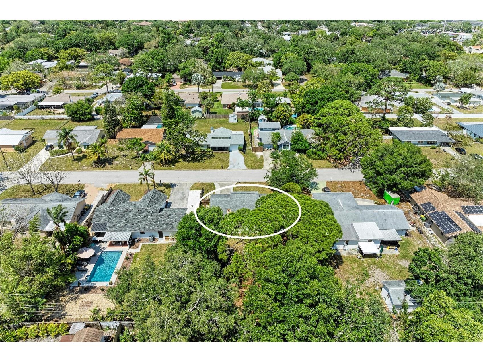 2660 Davis Boulevard Sarasota FL 34237 A4676514 image42