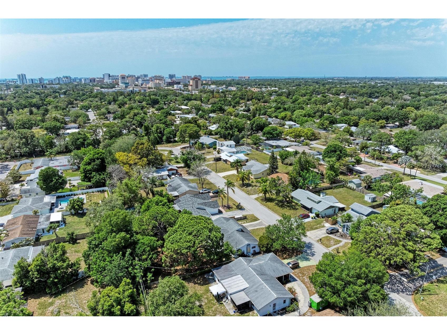 2660 Davis Boulevard Sarasota FL 34237 A4676514 image46