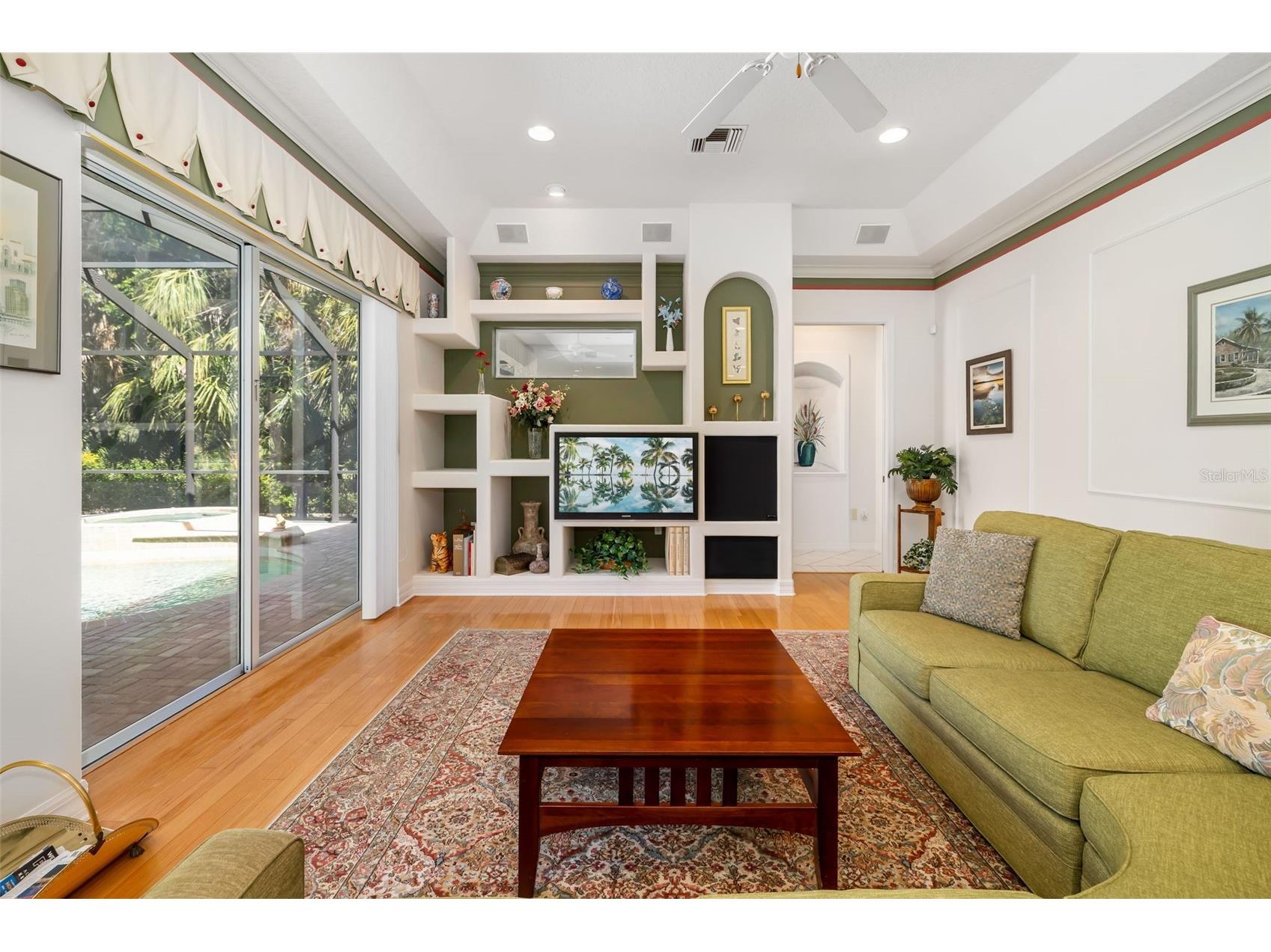 2660 Dick Wilson Drive Sarasota FL 34240 A4690365 image25