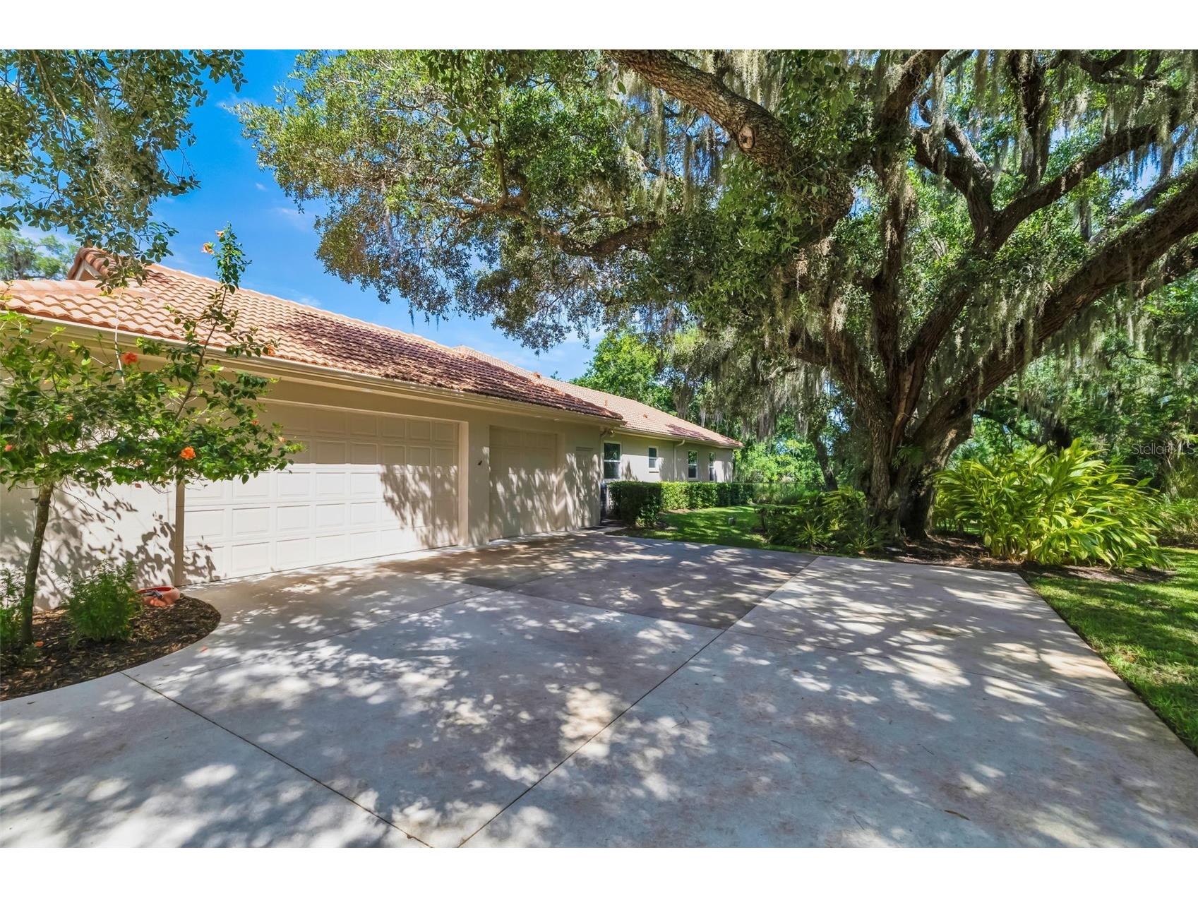2660 Dick Wilson Drive Sarasota FL 34240 A4690365 image35