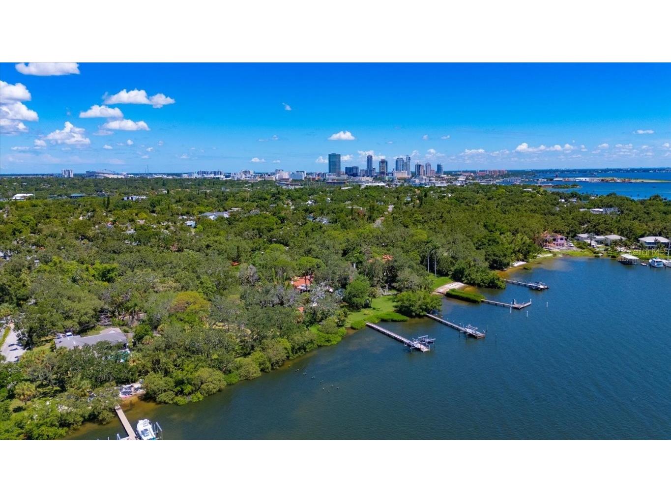 2660 Driftwood Road S Saint Petersburg FL 33705 - BIG BAYOU TB8410063 image1