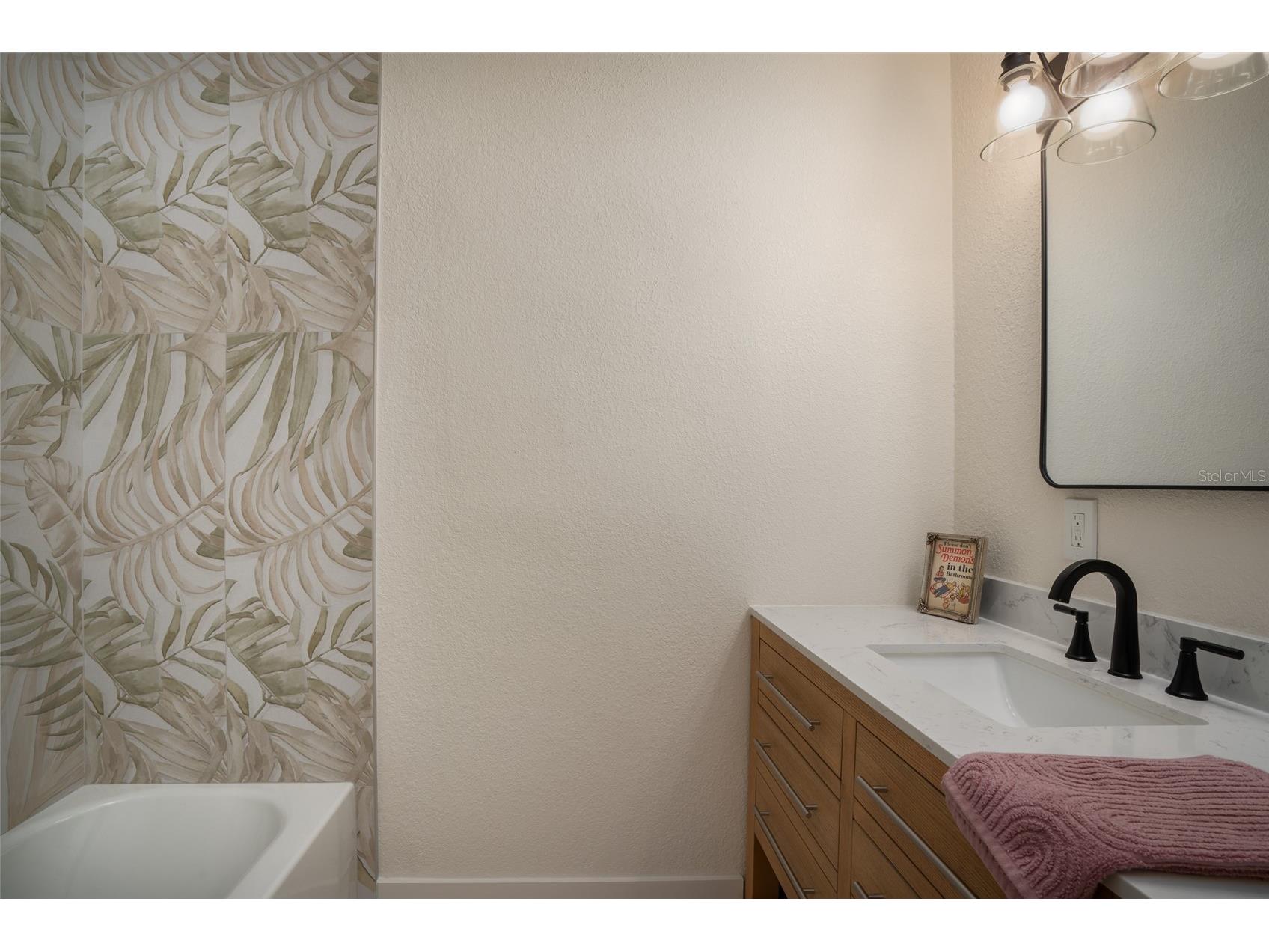 2660 Fairway Avenue S Saint Petersburg FL 33712 TB8493759 image20