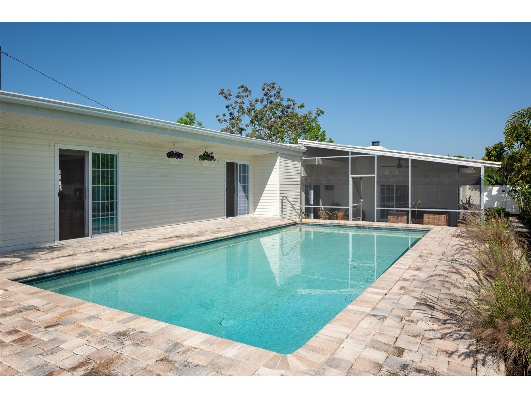 2660 Fairway Avenue S Saint Petersburg FL 33712 TB8493759 image37