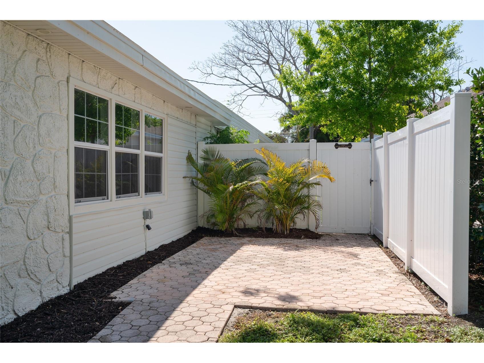 2660 Fairway Avenue S Saint Petersburg FL 33712 TB8493759 image42