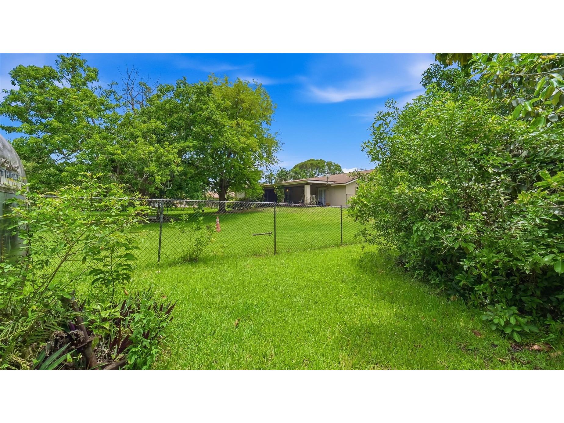 2660 SW 156th Avenue Davie FL 33331 TB8517873 image40