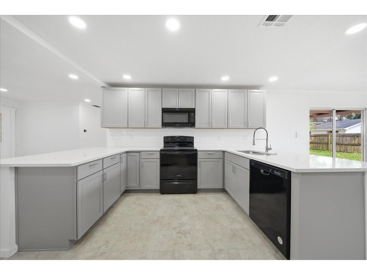 2661 Applewood Drive Titusville FL 32780 O6396862 image15