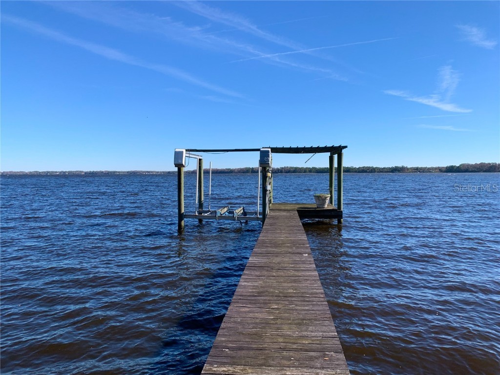 2661 Cyprus Drive Palm Harbor FL 34684 - LAKE TARPON T3350715 image1