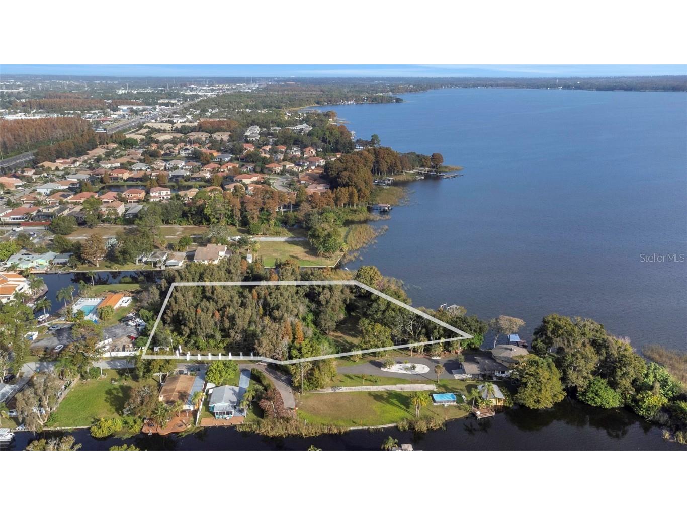 2661 Cyprus Drive Palm Harbor FL 34684 TB8458877 image41