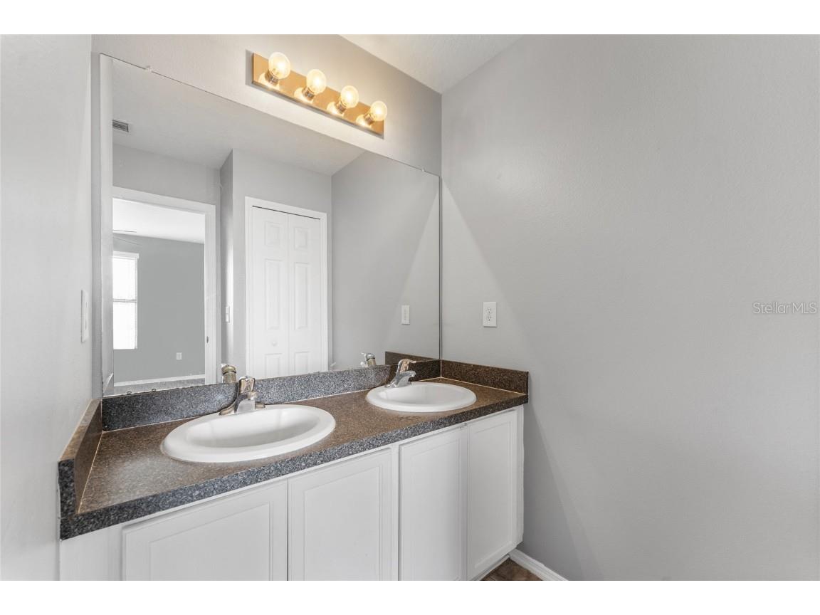 2661 Oleander Lakes Drive Brandon FL 33511 TB8443774 image16