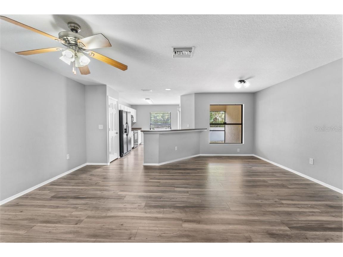 2661 Oleander Lakes Drive Brandon FL 33511 TB8443774 image4