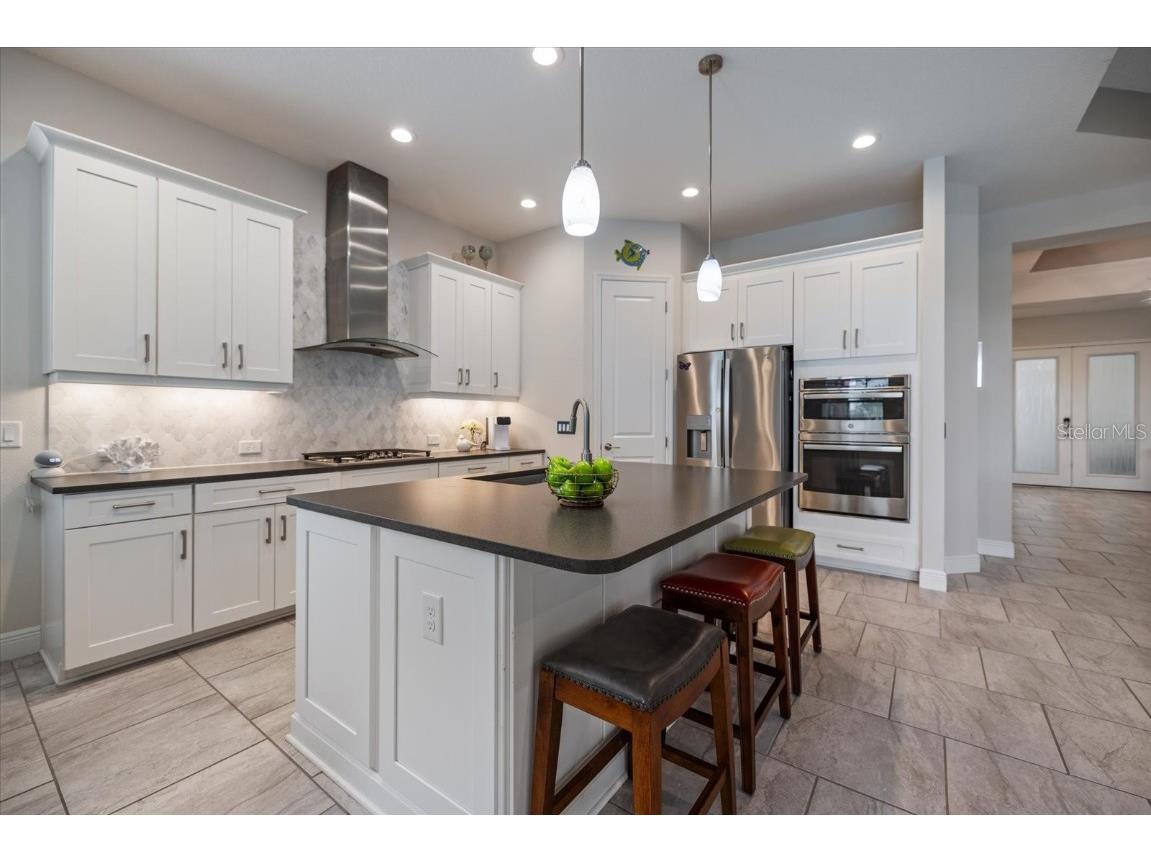 26616 Irwin Drive Englewood FL 34223 A4665739 image5