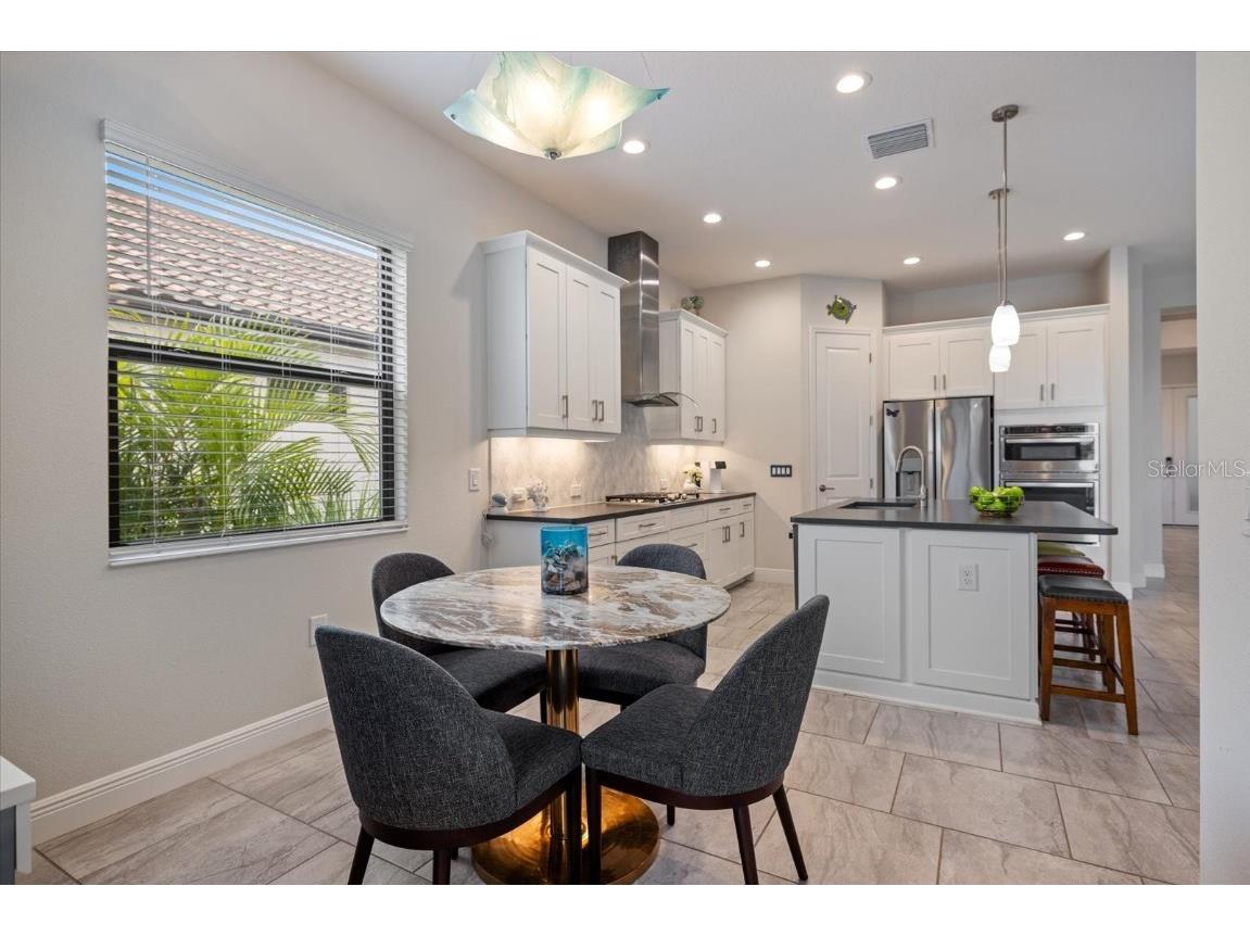 26616 Irwin Drive Englewood FL 34223 A4665739 image8