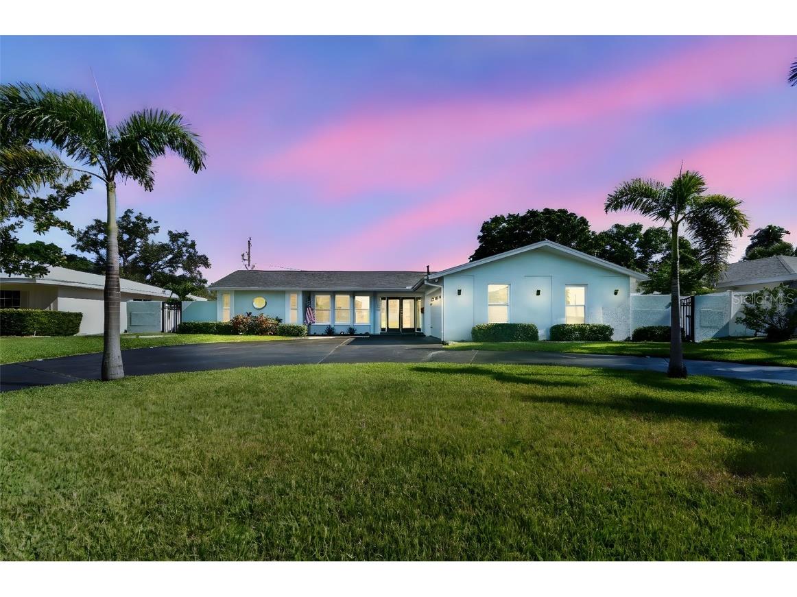 2663 70th Avenue S Saint Petersburg FL 33712 - TAMPA BAY TB8419278 image1
