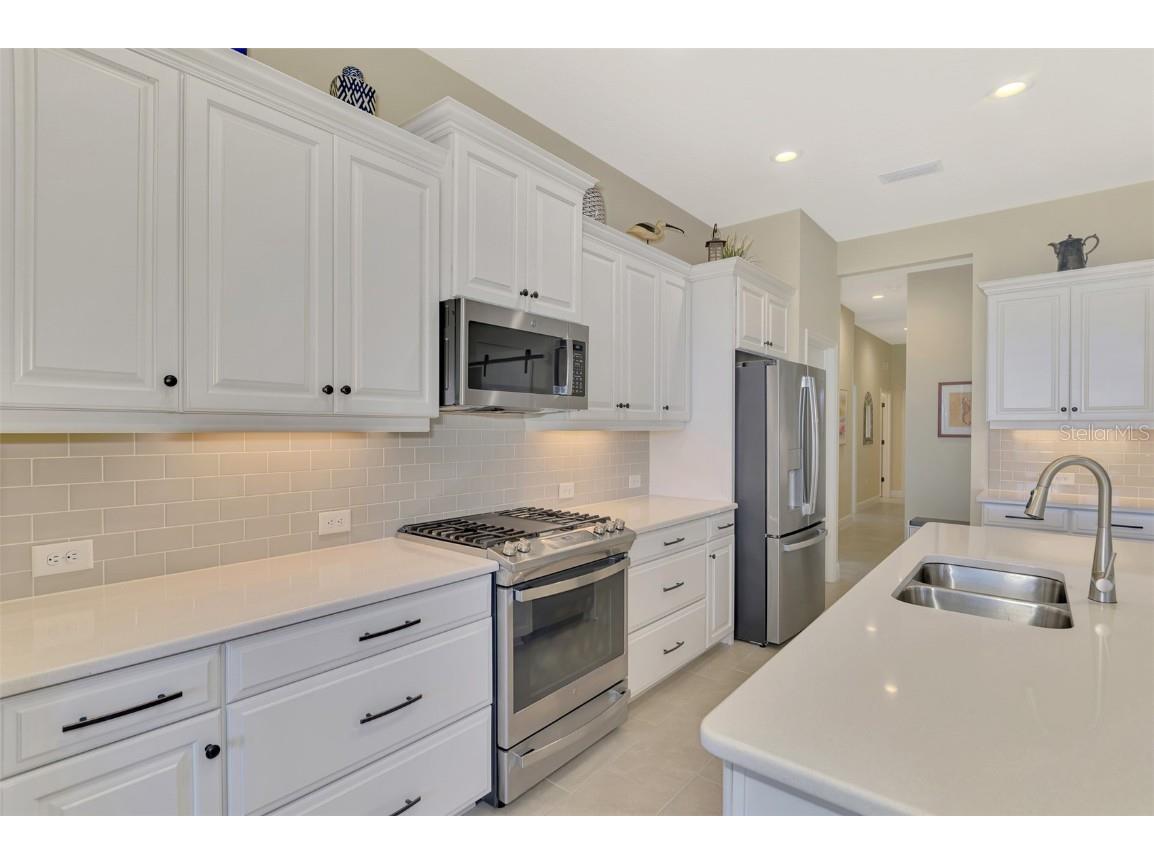 26636 Irwin Drive Englewood FL 34223 D6144944 image19