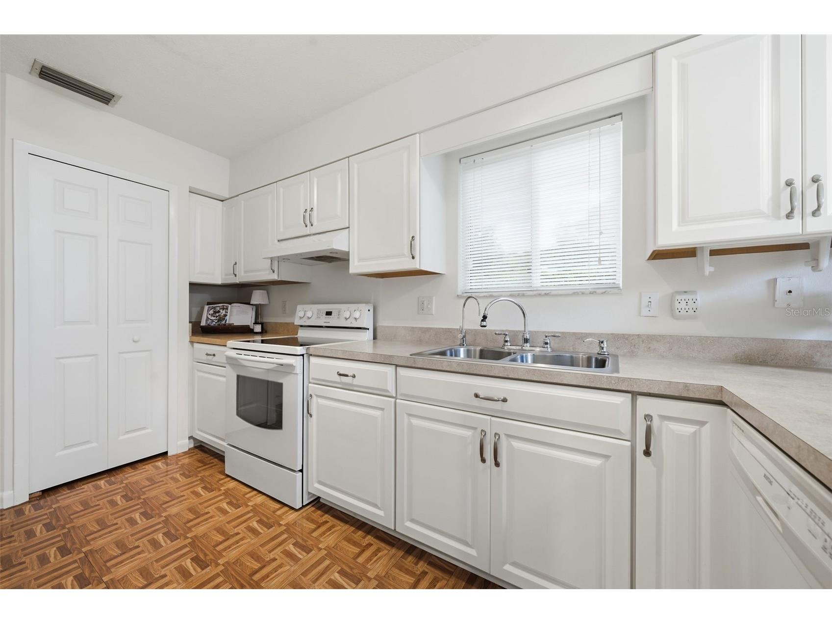 2664 Mcdonald Terrace Mount Dora FL 32757 O6425190 image15