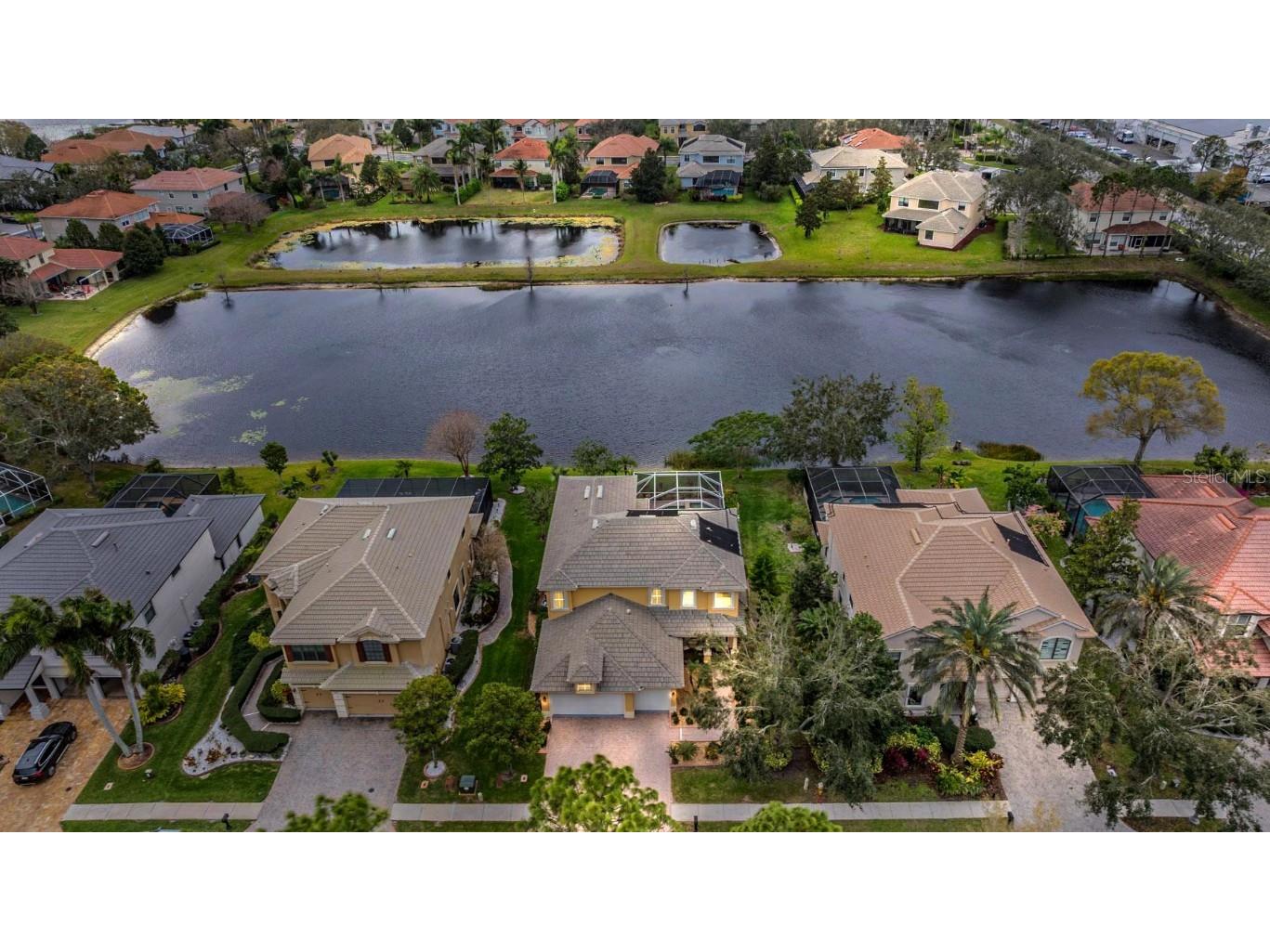 2665 Lakebreeze Lane N Clearwater FL 33759 TB8358204 image1