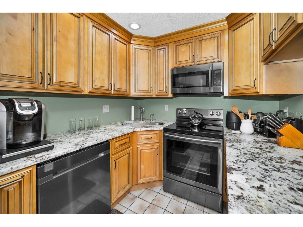 2666 Pine Ridge Way N #C2 Palm Harbor FL 34684 TB8418562 image24