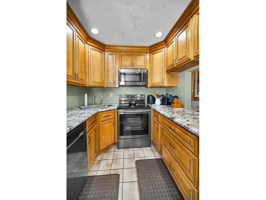 2666 Pine Ridge Way N #C2 Palm Harbor FL 34684 TB8418562 image25