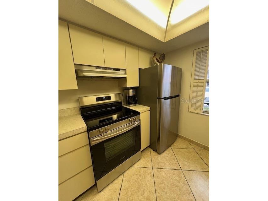 2666 Woodgate Lane #D-1 Sarasota FL 34231 A4592990 image8