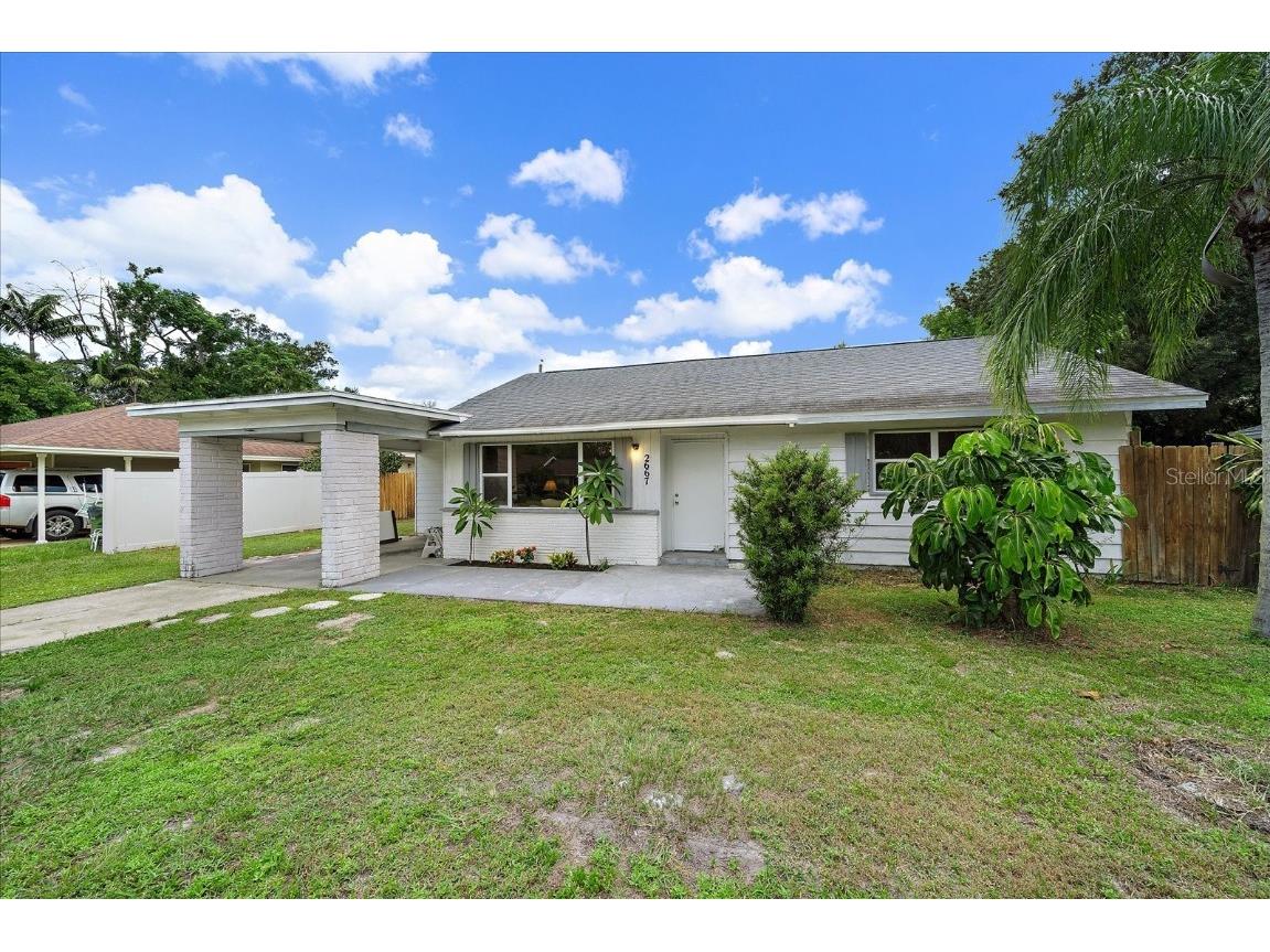 2667 Cheryle Lane Sarasota FL 34237 A4619919 image1