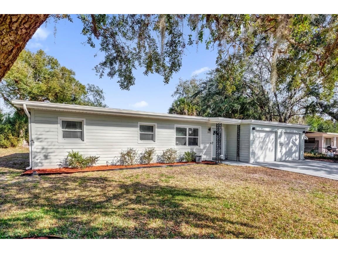 2667 Northland Rd Mount Dora FL 32757 G5092379 image1