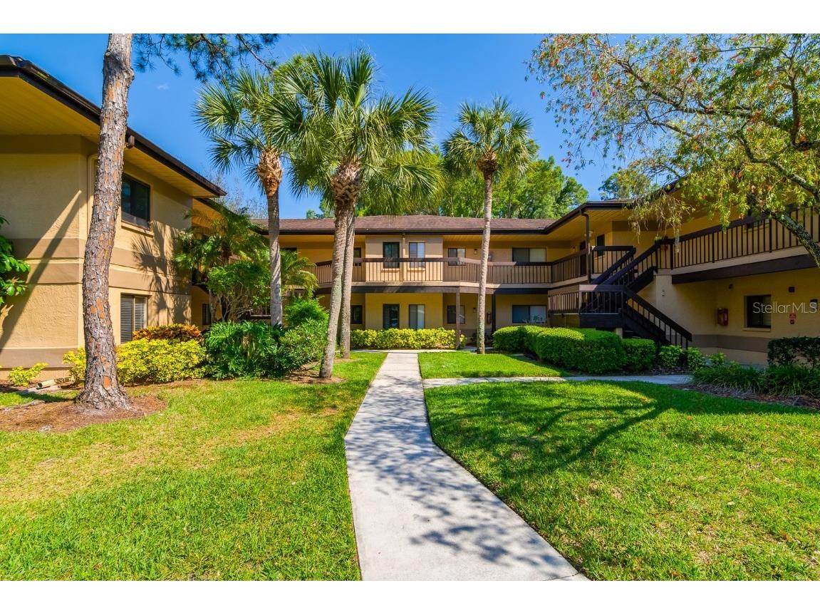 2667 Sabal Springs Circle #102 Clearwater FL 33761 T3483053 image1