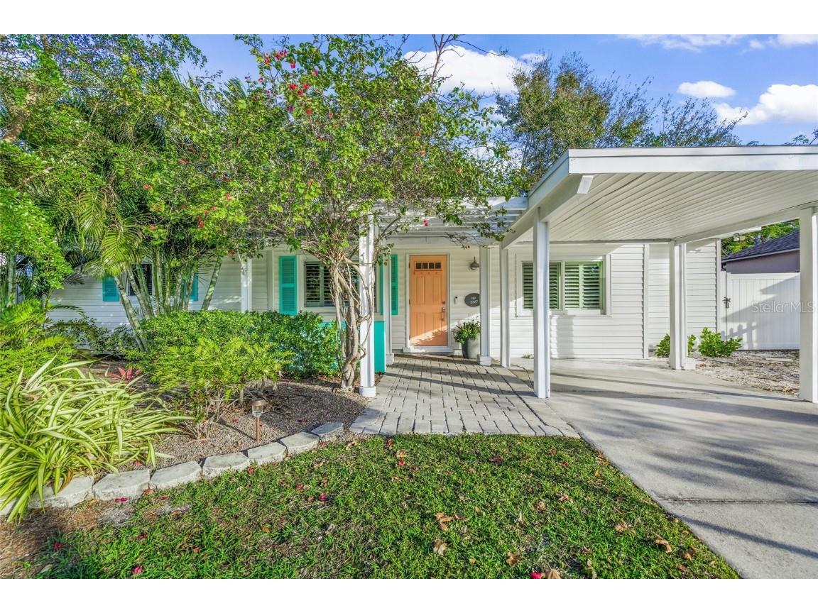 2667 Sydelle Street Sarasota FL 34237 A4596817 image1