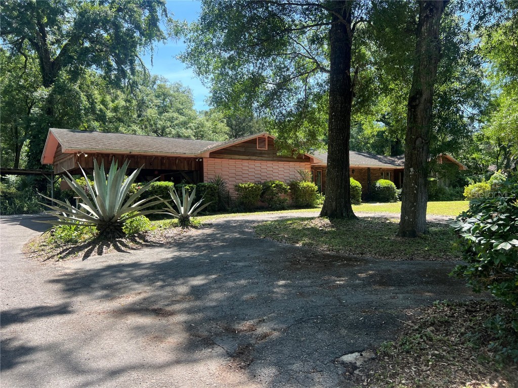 2667 Wilmhurst Road Deland FL 32720 V4935785 image1