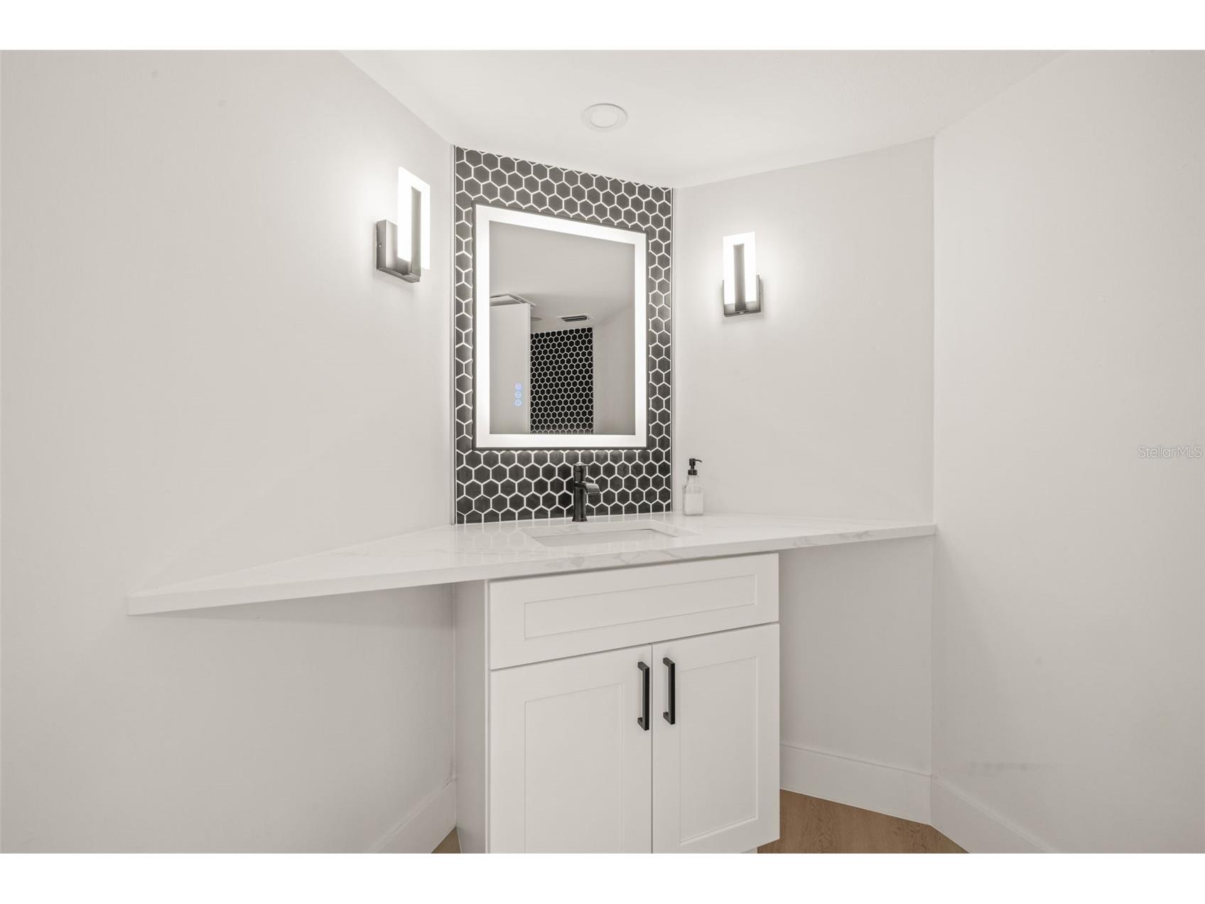 2668 Concorde Court Clearwater FL 33761 TB8497991 image69