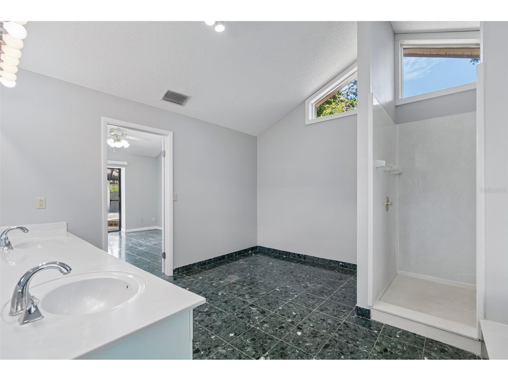 2668 Montague Court W Clearwater FL 33761 TB8520099 image40