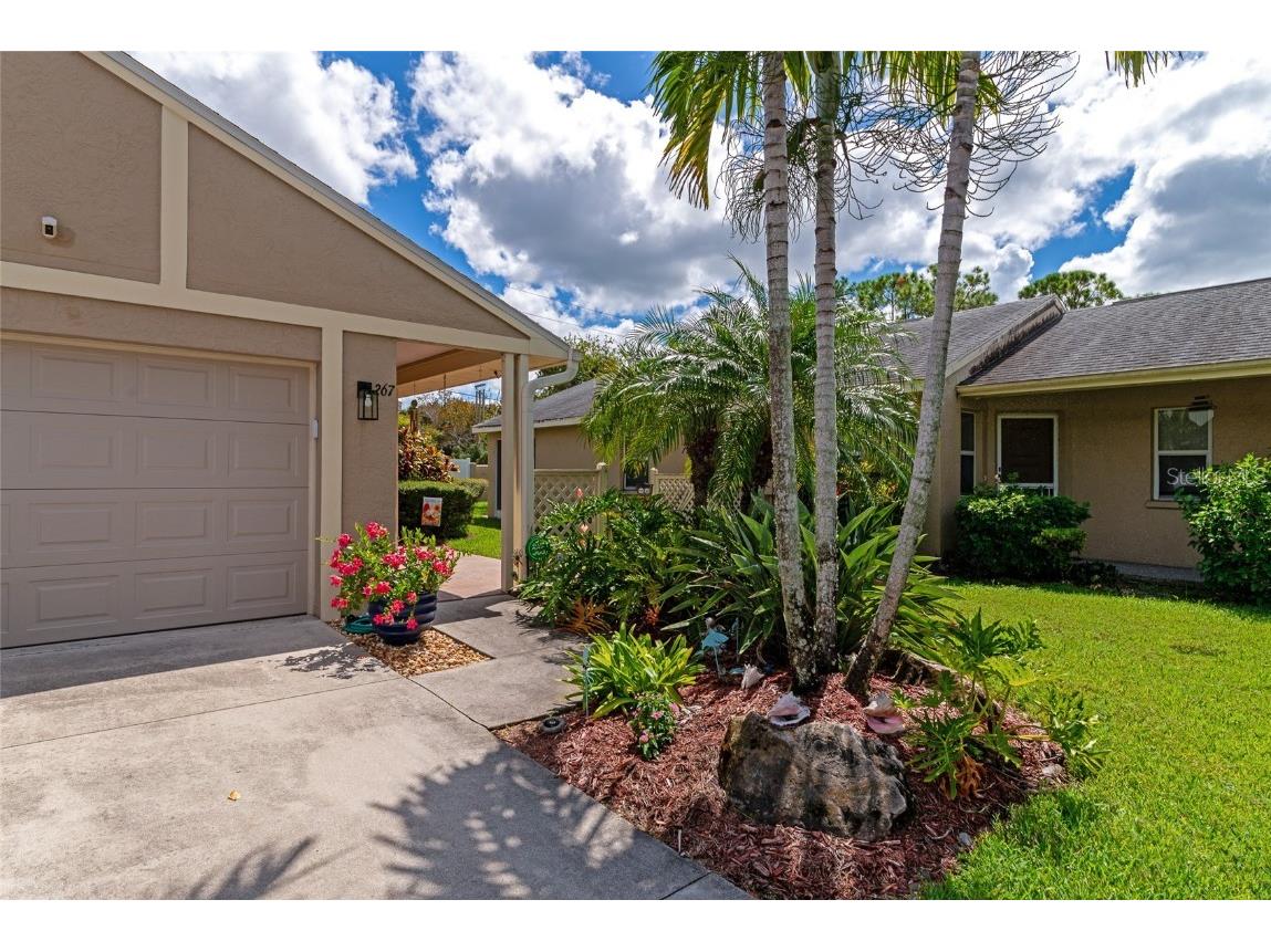 267 Chartley Court N Sarasota FL 34232 A4624200 image1