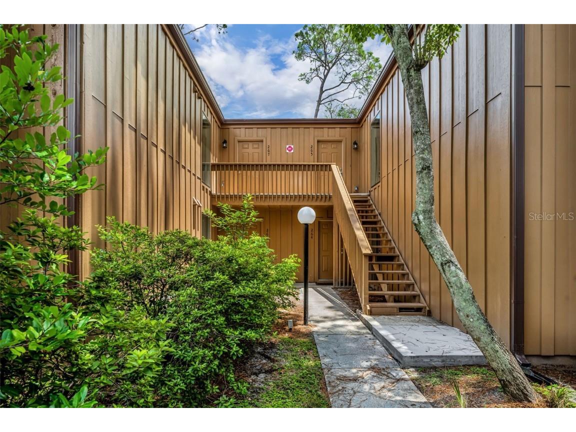 267 Crown Oaks Way #1 Longwood FL 32779 O6330888 image1